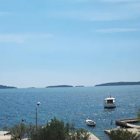 Apartment Stipe Belak Brodarica (Sibenik-Knin)